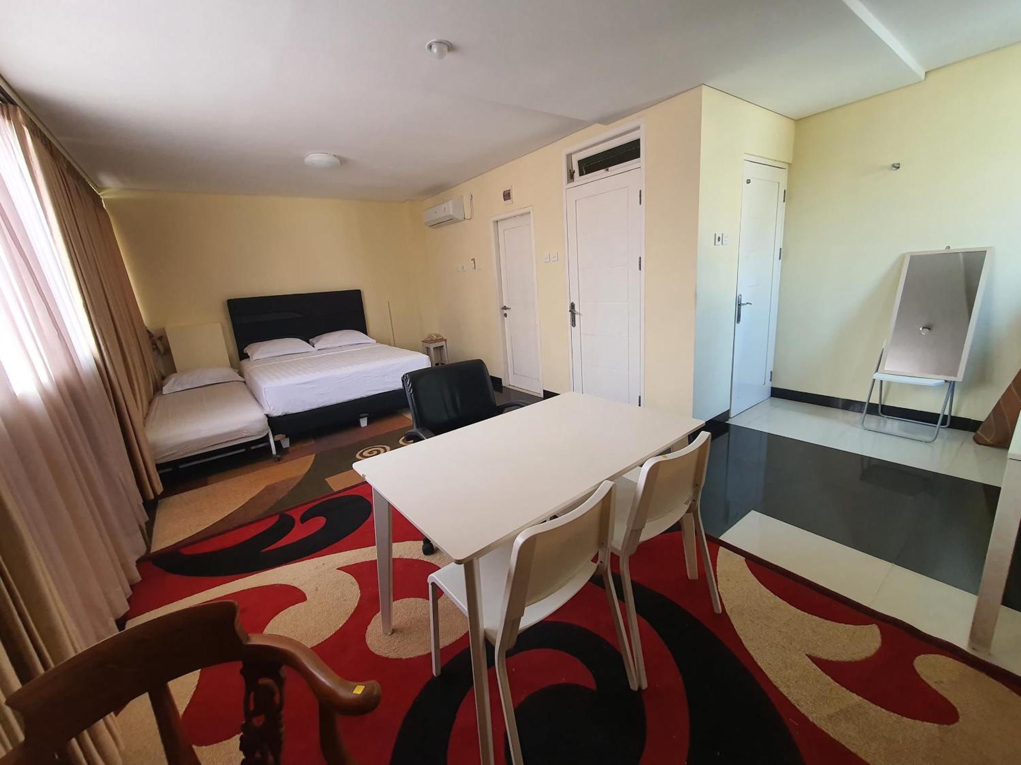 Multi 88 Syariah Otel Cakarta Dış mekan fotoğraf